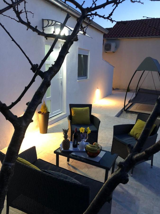 Apartman Ana Apartment Crno Exterior photo
