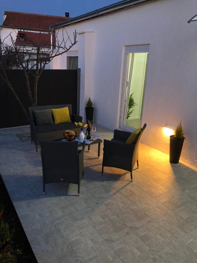 Apartman Ana Apartment Crno Exterior photo